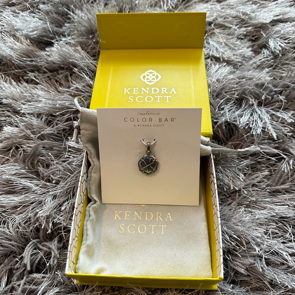 Kendra Scott Pisces Charm
